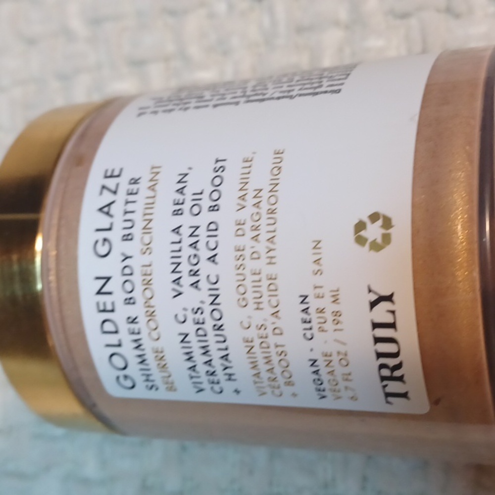 Truly Golden Glaze Shimmer Body Butter - Picture 6 of 6
